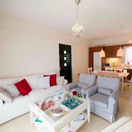 Holiday home Seaside Family House Nikiana