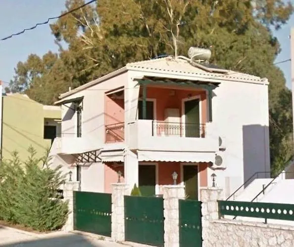 Seaside Family House *